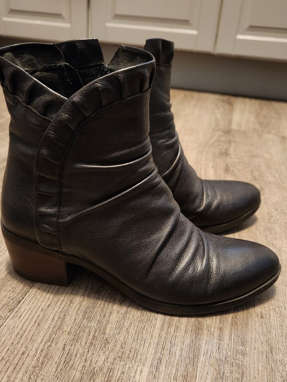 Bueno Black Leather Connie Boots